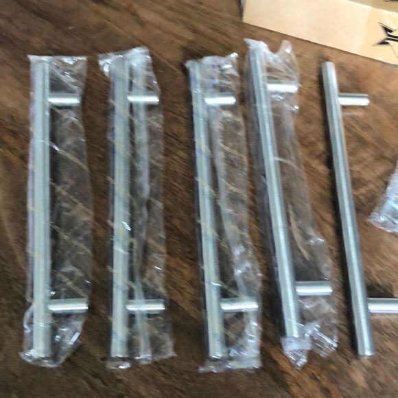 Ravinte Round Cabinet Handles 5 Pack 6-3/10 inch spacing w/screws NWOT - Picture 1 of 5